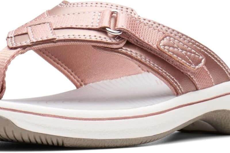 Clarks Women’s Breeze Sea Flip-Flop