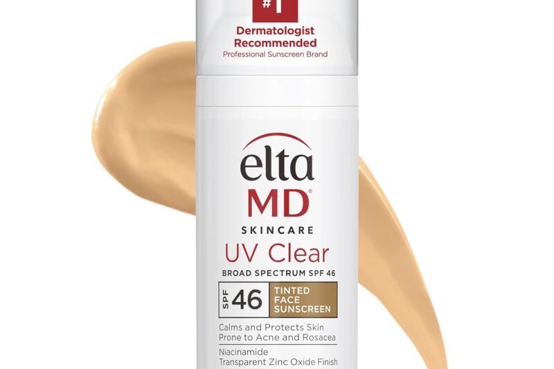 EltaMD UV Clear Tinted Face Sunscreen, SPF 46 Oil- Free with Zinc Oxide, Dermatologist Recommended