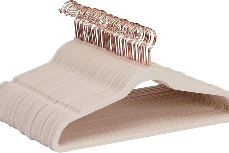 Amazon Basics Slim Velvet, Non-Slip Suit Clothes Hangers, Pack of 50, Blush Pink/Rose Gold